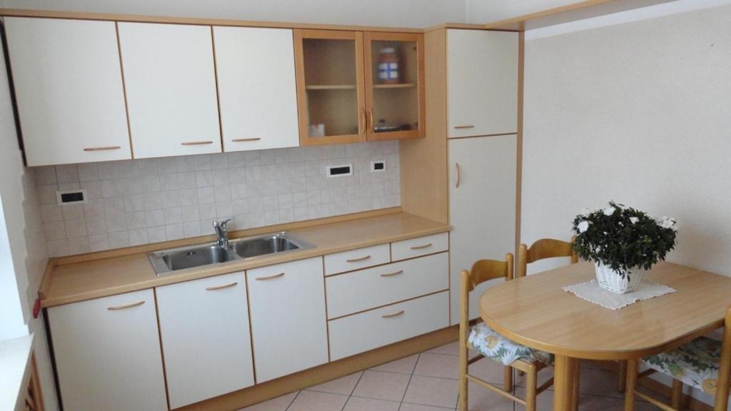 Villa Il Granello Tuenno Zimmer foto
